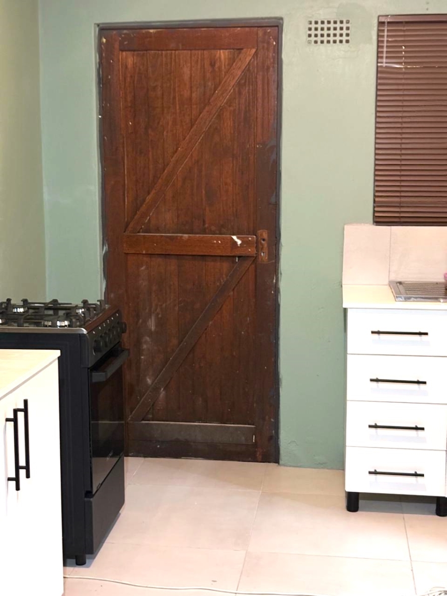 2 Bedroom Property for Sale in New Horizons Western Cape